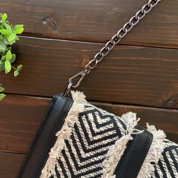 DSW Chevron Fringe Clutch Crossbody Purse Black - Picture 7 of 7